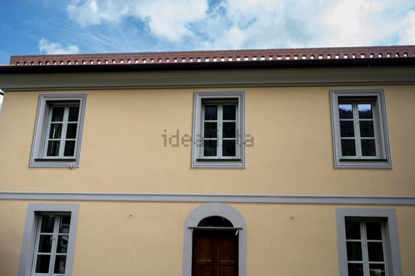 casa indipendente in vendita a Castiglione Chiavarese