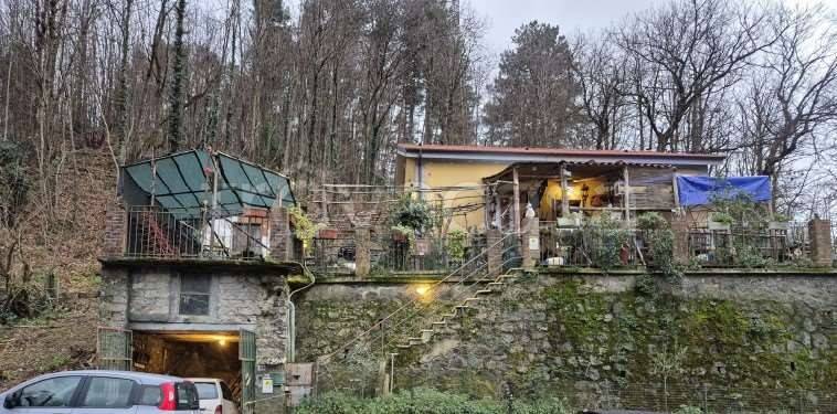 appartamento in vendita a Castiglione Chiavarese