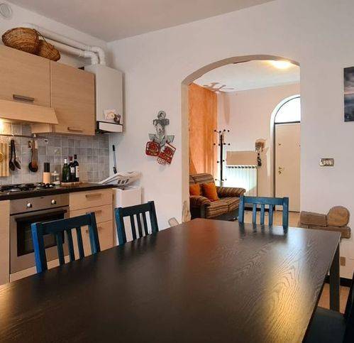 appartamento in vendita a Castiglione Chiavarese