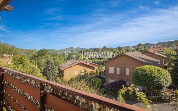 appartamento in vendita a Castiglione Chiavarese