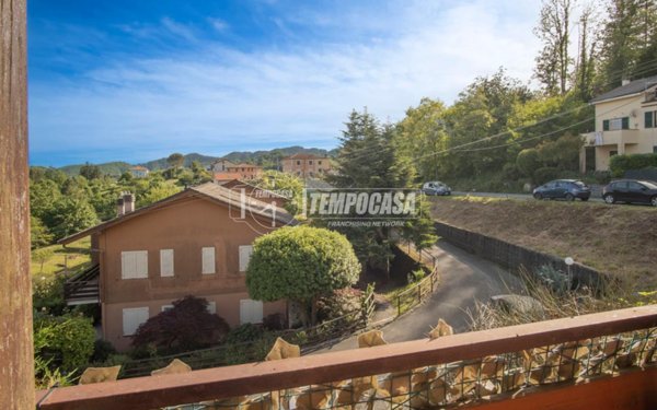 appartamento in vendita a Castiglione Chiavarese