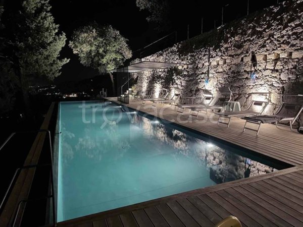 casa indipendente in vendita a Castiglione Chiavarese