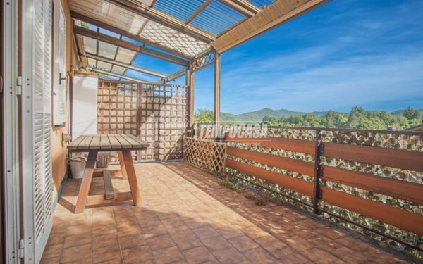 appartamento in vendita a Castiglione Chiavarese