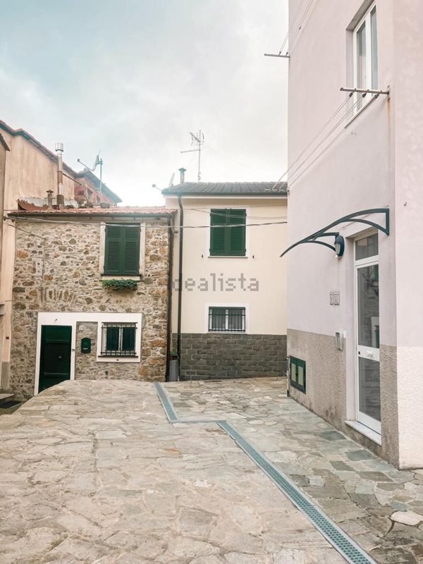 appartamento in vendita a Castiglione Chiavarese in zona Missano