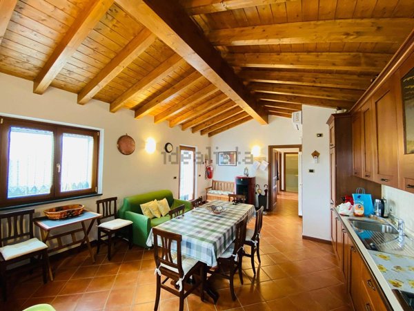 appartamento in vendita a Castiglione Chiavarese