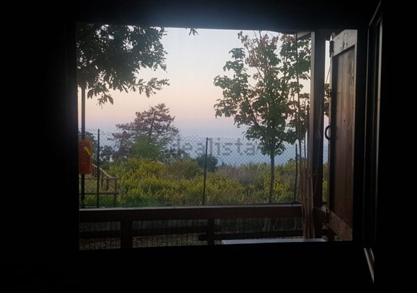 appartamento in vendita a Castiglione Chiavarese