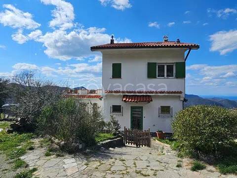 casa indipendente in vendita a Castiglione Chiavarese in zona Velva