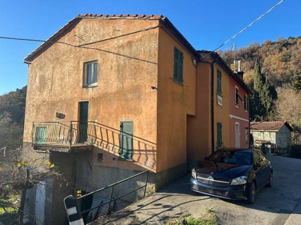 casa indipendente in vendita a Castiglione Chiavarese