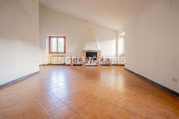 casa indipendente in vendita a Castiglione Chiavarese