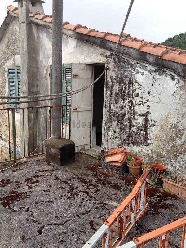 casale in vendita a Ceranesi