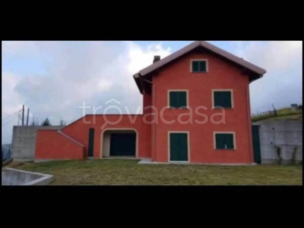 casa indipendente in vendita a Ceranesi in zona Ferriera