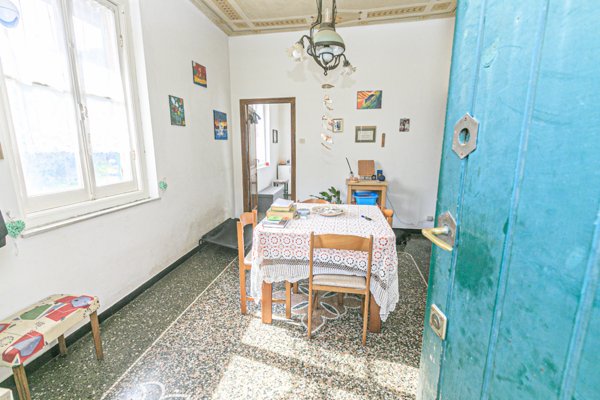 casa indipendente in vendita a Ceranesi