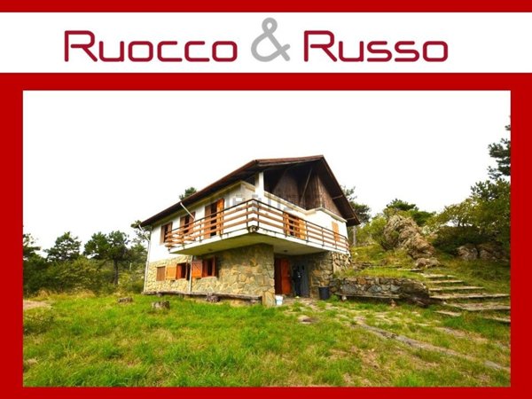 pentavano in vendita a Ceranesi in zona Piani di Praglia