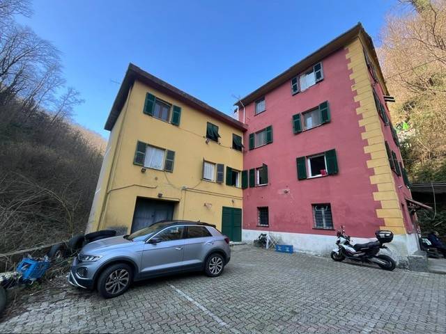 appartamento in vendita a Ceranesi in zona Madonna della Guardia