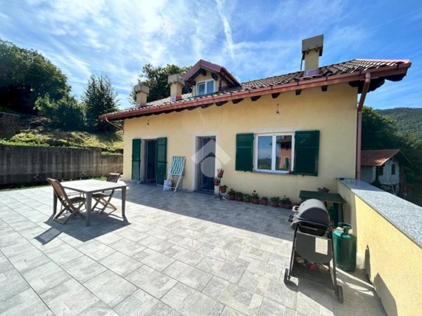 casa indipendente in vendita a Ceranesi