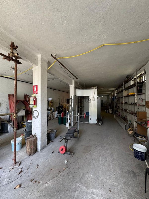 locale di sgombero in vendita a Ceranesi