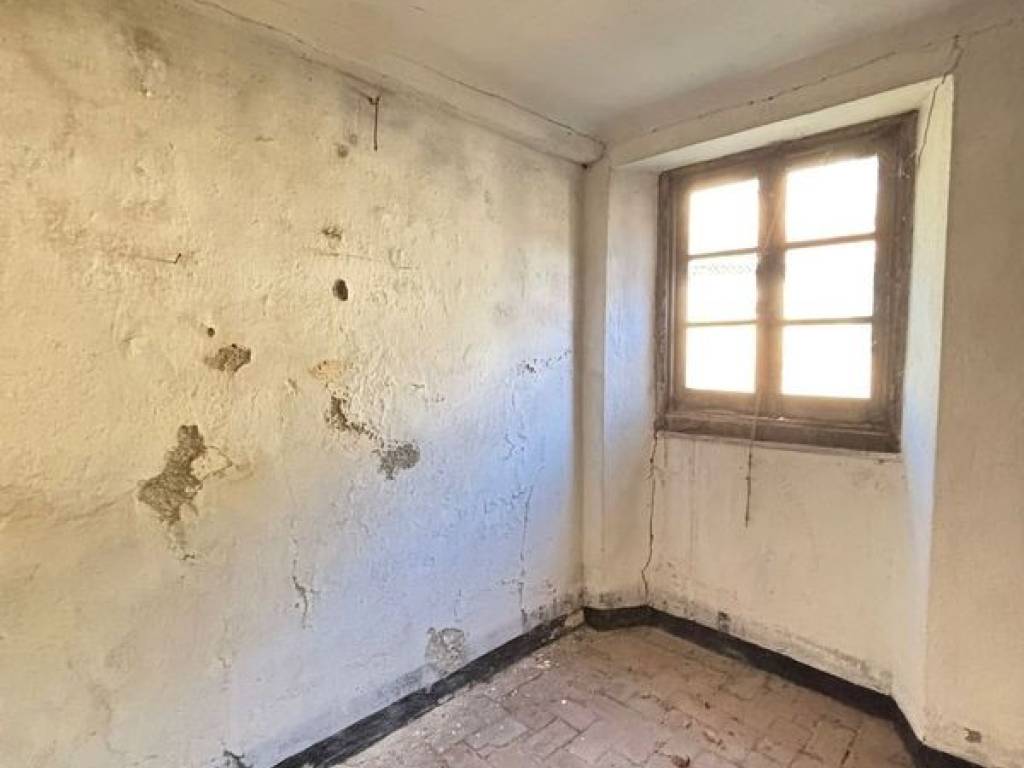 pentavano in vendita a Ceranesi in zona Paravanico