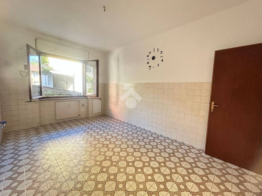 appartamento in vendita a Ceranesi in zona Ferriera