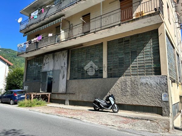 multivano in vendita a Ceranesi in zona Ferriera