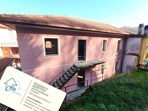 casa indipendente in vendita a Ceranesi in zona Ferriera