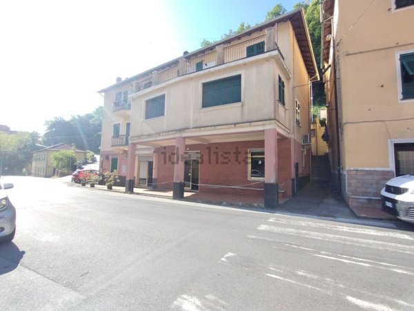 locale commerciale in vendita a Ceranesi