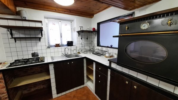 appartamento in vendita a Ceranesi in zona Livellato