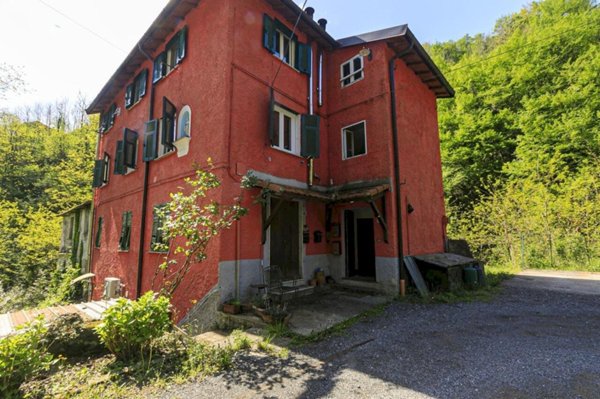 appartamento in vendita a Ceranesi in zona Vigo
