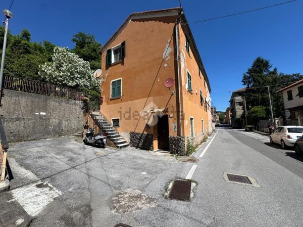 quadrivano in vendita a Ceranesi