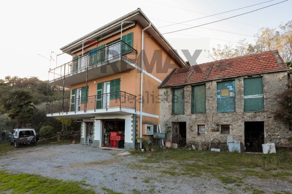 appartamento in vendita a Ceranesi in zona Livellato