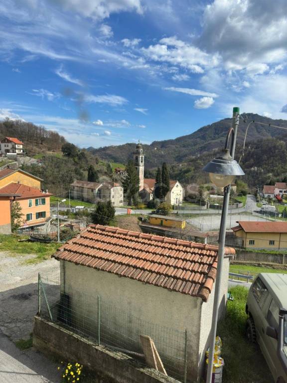 casa indipendente in vendita a Ceranesi in zona Paravanico