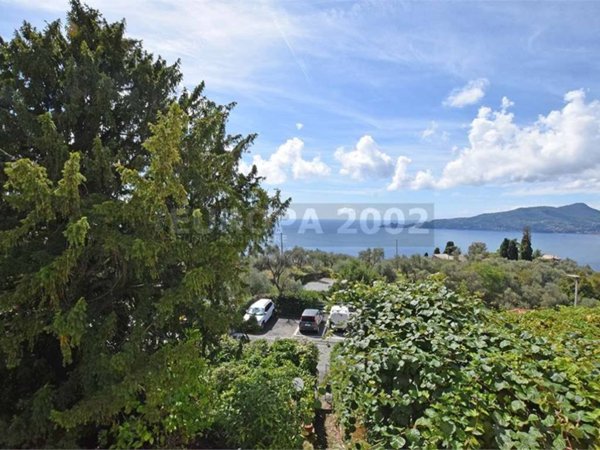 casa indipendente in vendita a Chiavari in zona Sant'Andrea di Rovereto