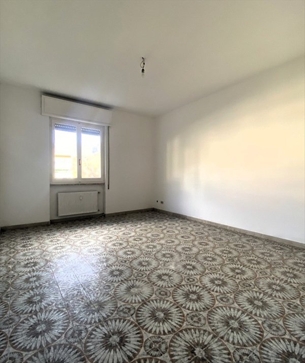 appartamento in vendita a Chiavari in zona Caperana