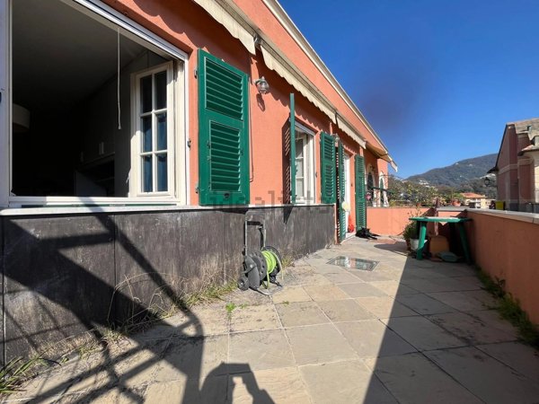 appartamento in vendita a Chiavari in zona Caperana