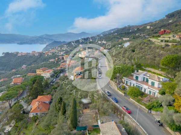 casa indipendente in vendita a Chiavari in zona Sant'Andrea di Rovereto