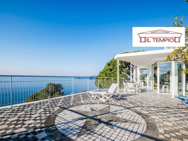 appartamento in vendita a Chiavari in zona Sant'Andrea di Rovereto