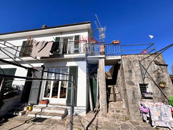 casa indipendente in vendita a Chiavari in zona Caperana