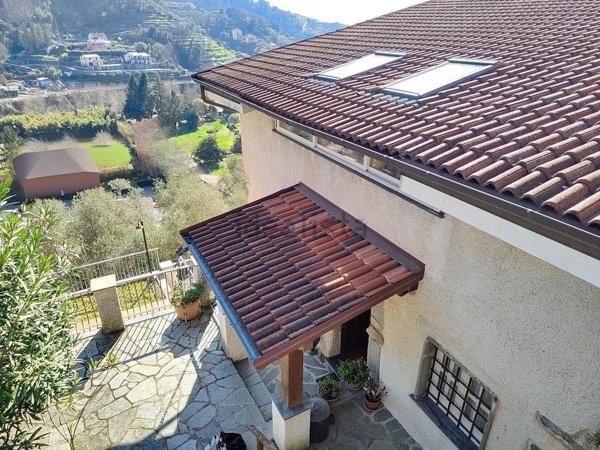 casa indipendente in vendita a Chiavari