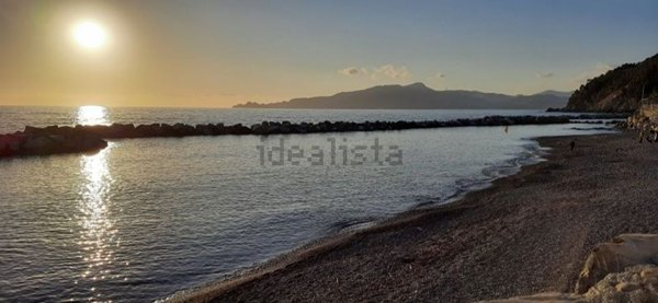 casa indipendente in vendita a Chiavari