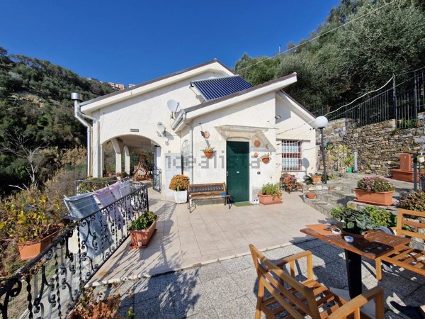 casa indipendente in vendita a Chiavari in zona Sant'Andrea di Rovereto