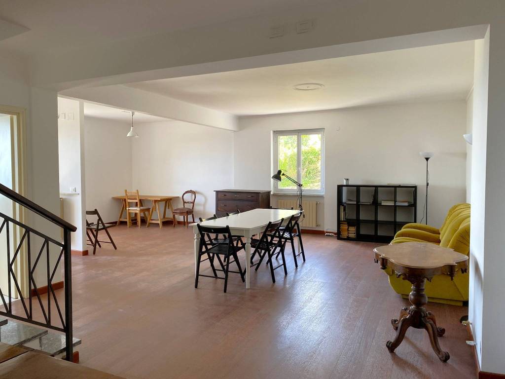 casa indipendente in vendita a Chiavari in zona Sant'Andrea di Rovereto
