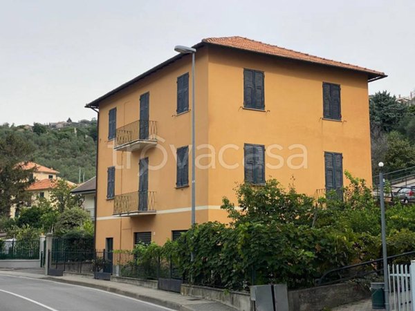 casa indipendente in vendita a Chiavari