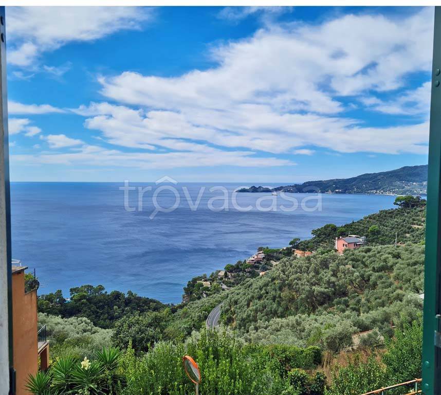 appartamento in vendita a Chiavari in zona Sant'Andrea di Rovereto