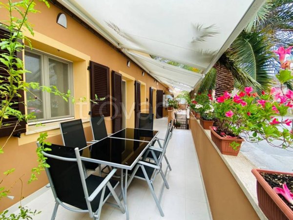 casa indipendente in vendita a Chiavari