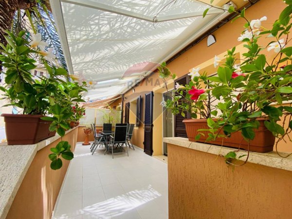 casa indipendente in vendita a Chiavari