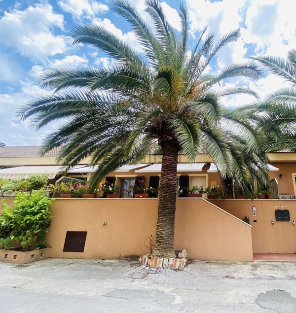 casa semindipendente in vendita a Chiavari