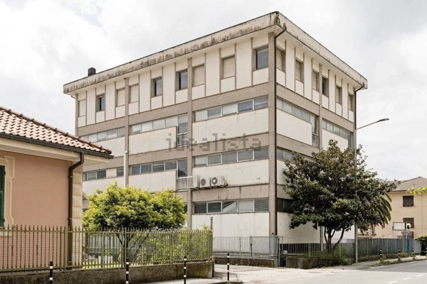 intera palazzina in vendita a Chiavari