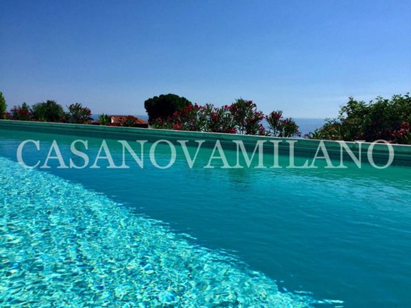 casa indipendente in vendita a Chiavari in zona Sant'Andrea di Rovereto