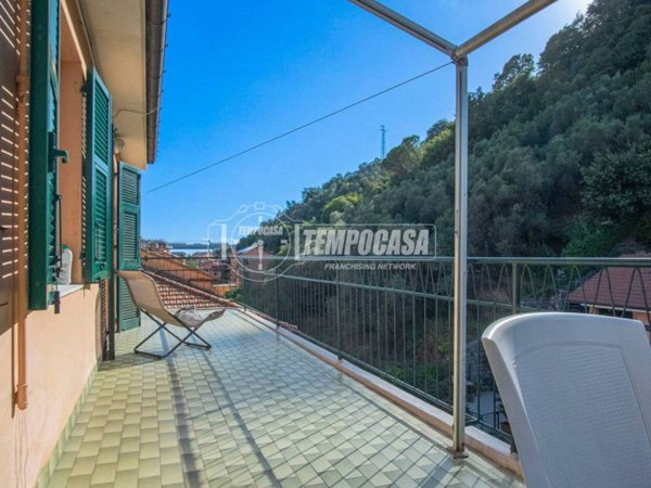 appartamento in vendita a Chiavari in zona Caperana