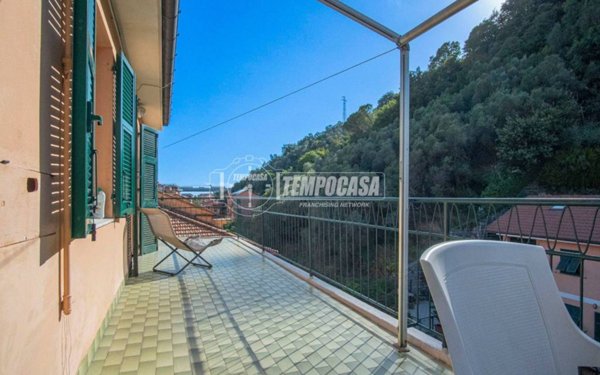 appartamento in vendita a Chiavari in zona Caperana