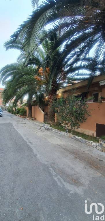 casa indipendente in vendita a Chiavari in zona Caperana